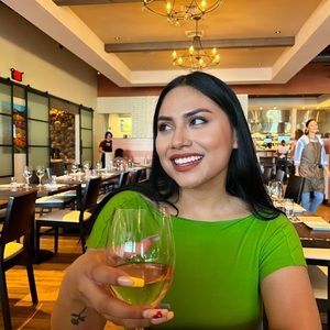 Meet your Posher, María alejandra